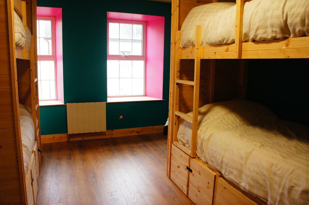 Bed in 8-Bed Mixed Dormitory Room
